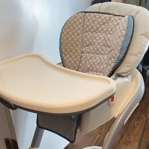 Baby high chair Really good condition